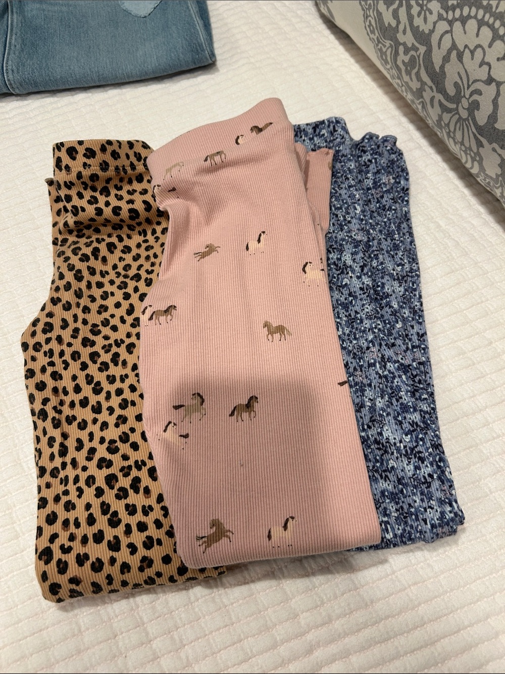 Bundle of girls leggings. Two flare and one
Straight. Size 6x.